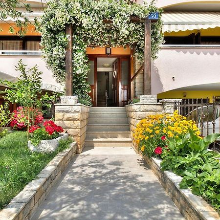 Apartment Roko Umag Eksteriør bilde