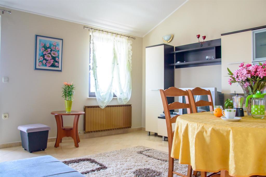Apartment Roko Umag Eksteriør bilde