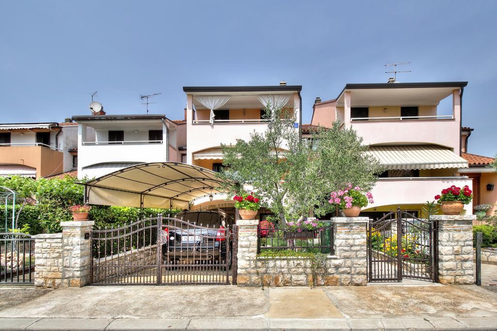 Apartment Roko Umag Eksteriør bilde