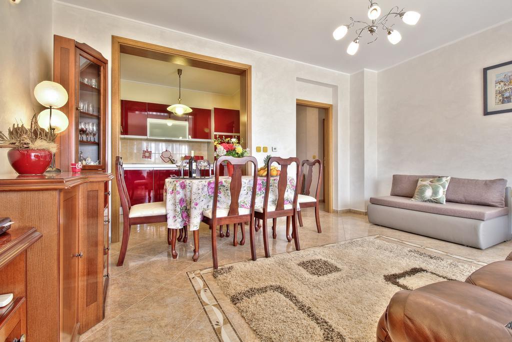 Apartment Roko Umag Eksteriør bilde