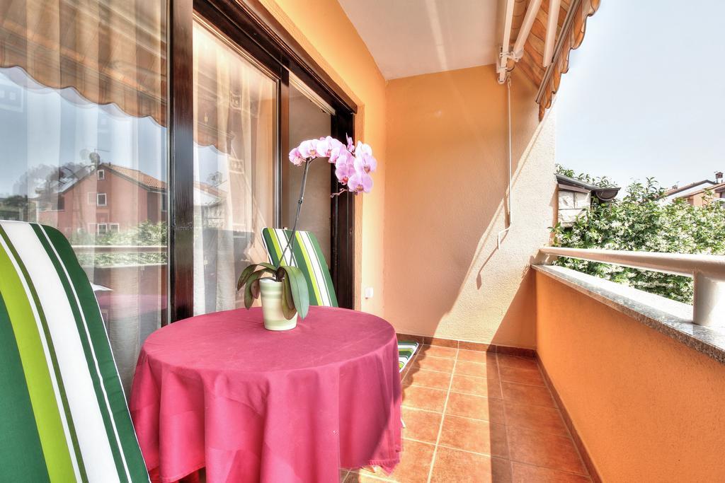 Apartment Roko Umag Eksteriør bilde